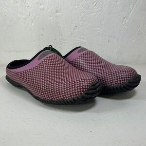 Muck Boot Co. Daily Garden Clogs Women's Sz 5/5.5 Dust Pink Houndstooth
NWT/NEW